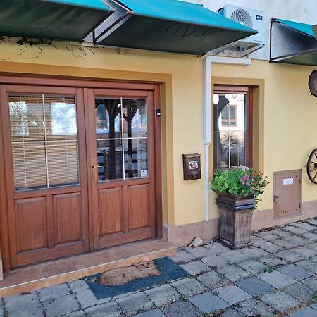 Apartman Romana Postorna Exteriér fotografie