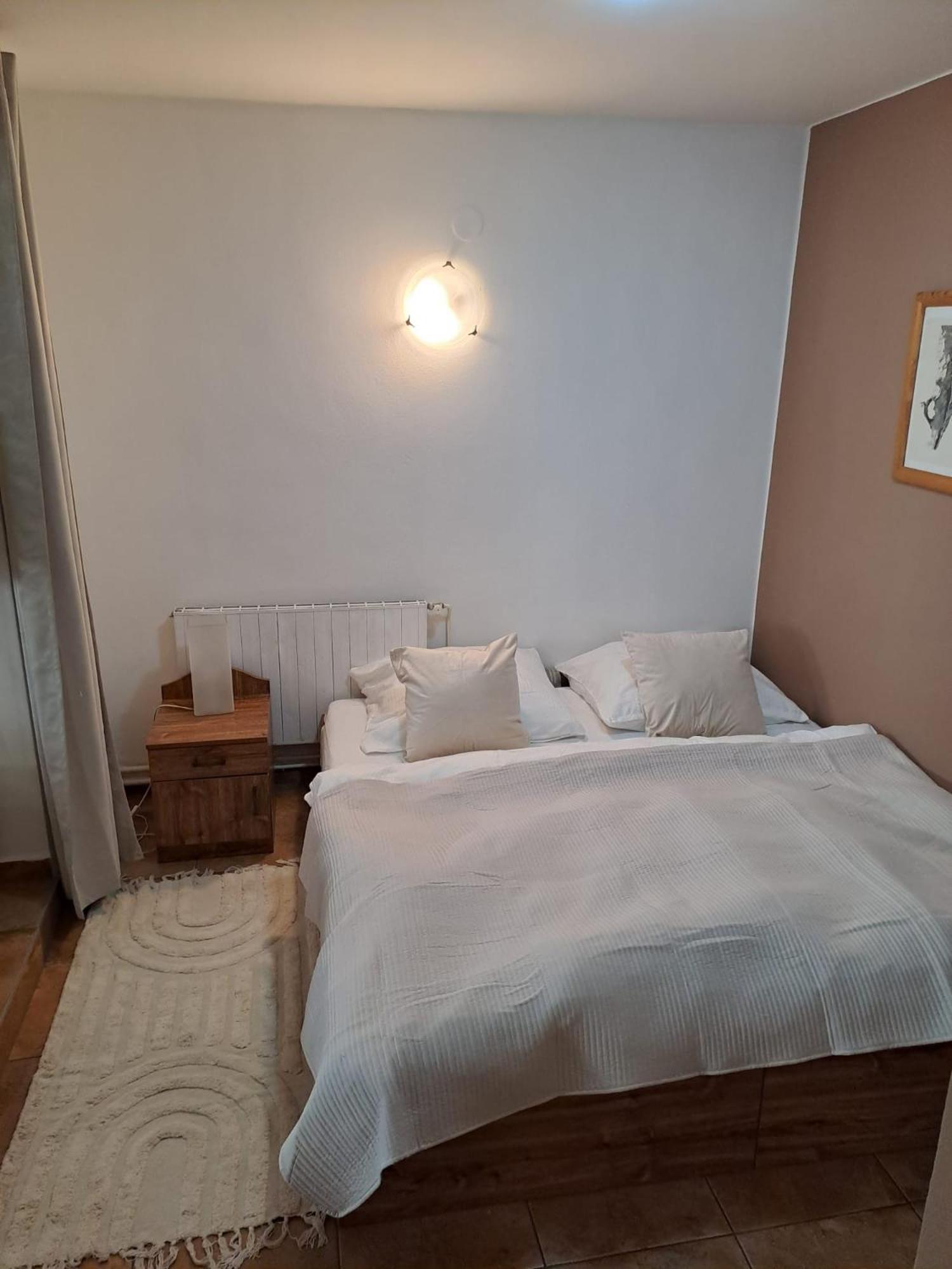Apartman Romana Postorna Exteriér fotografie