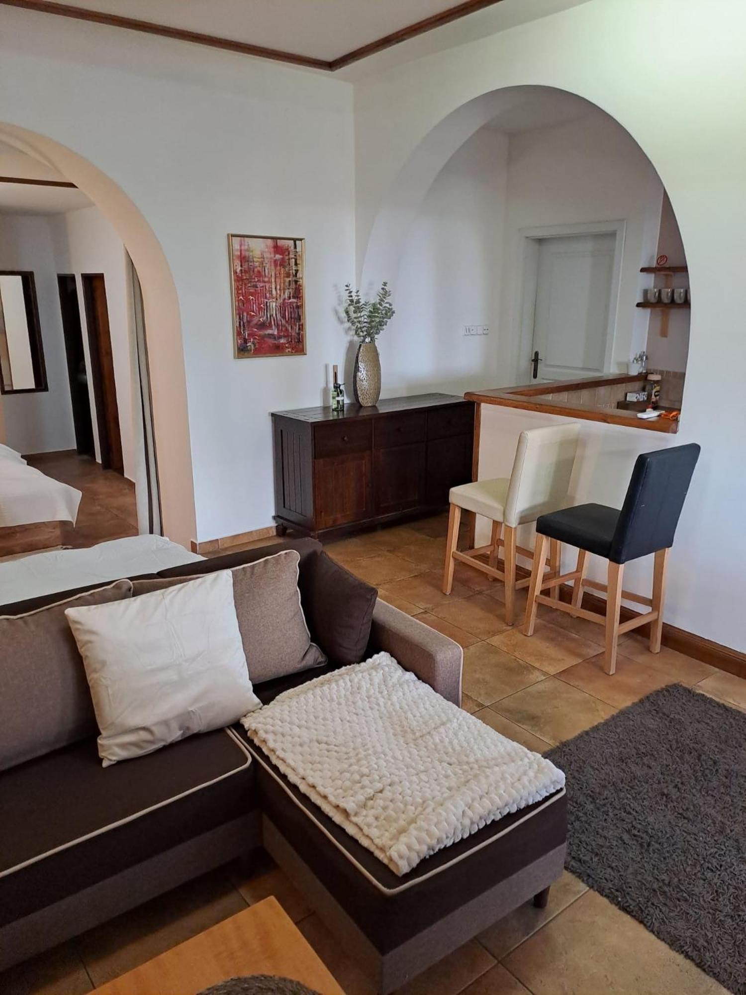 Apartman Romana Postorna Exteriér fotografie