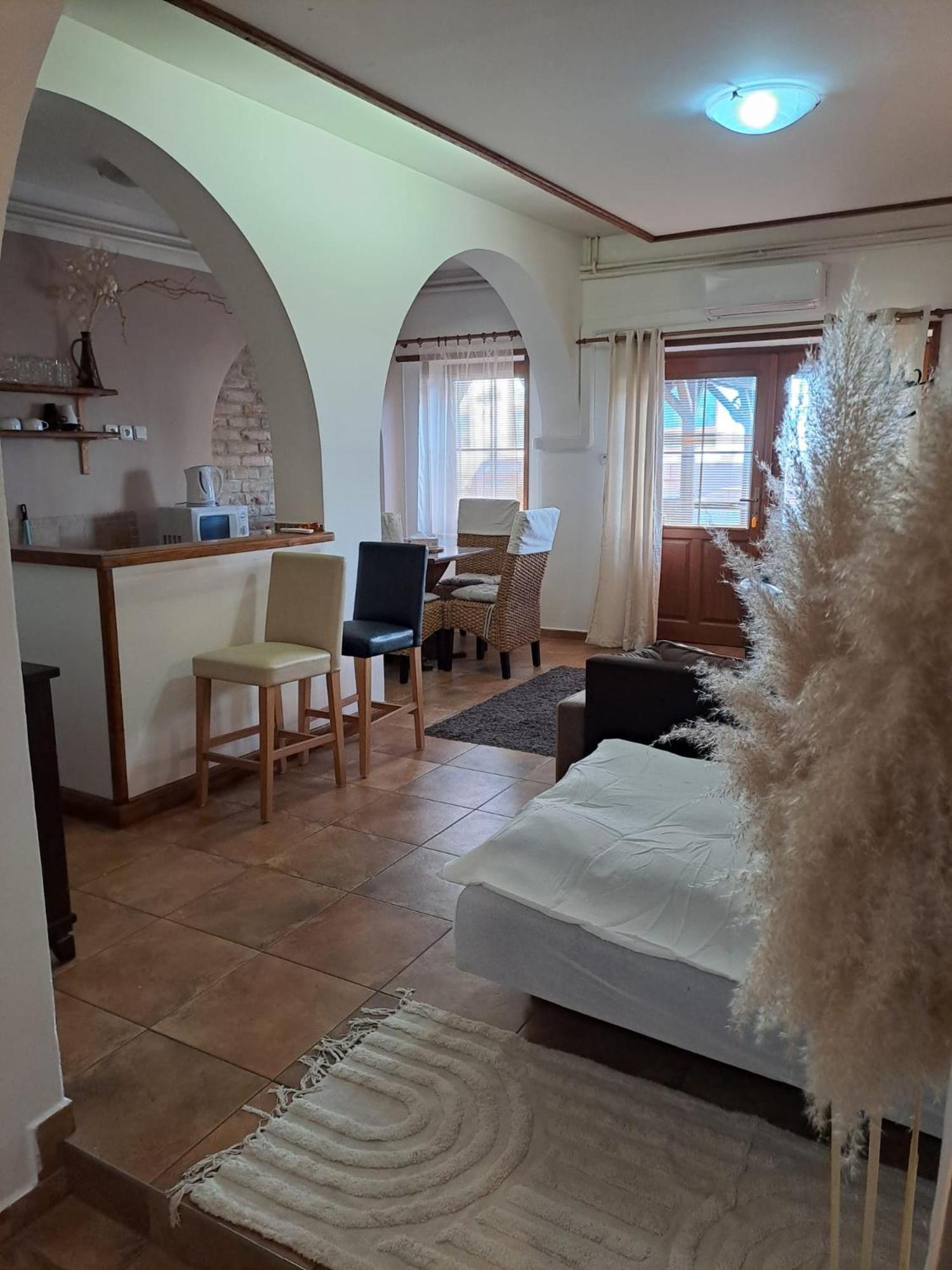 Apartman Romana Postorna Exteriér fotografie